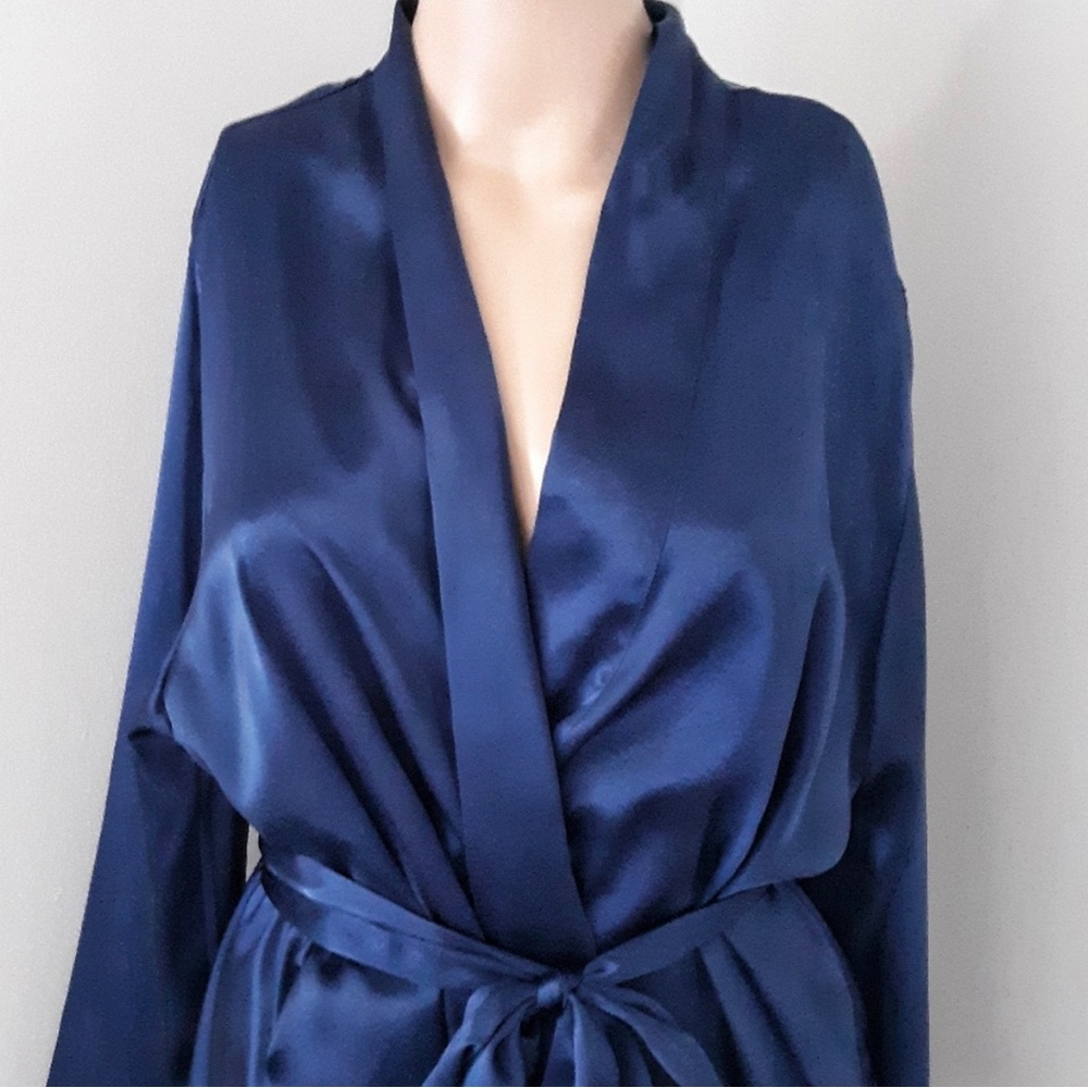 Morgan Taylor Intimates Satin Silky Belted Robe Navy
